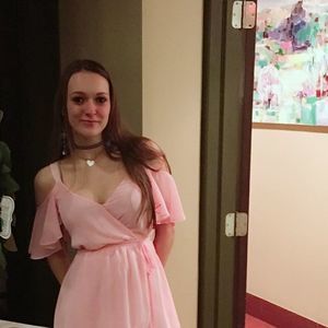 Meet your Posher, Sharon